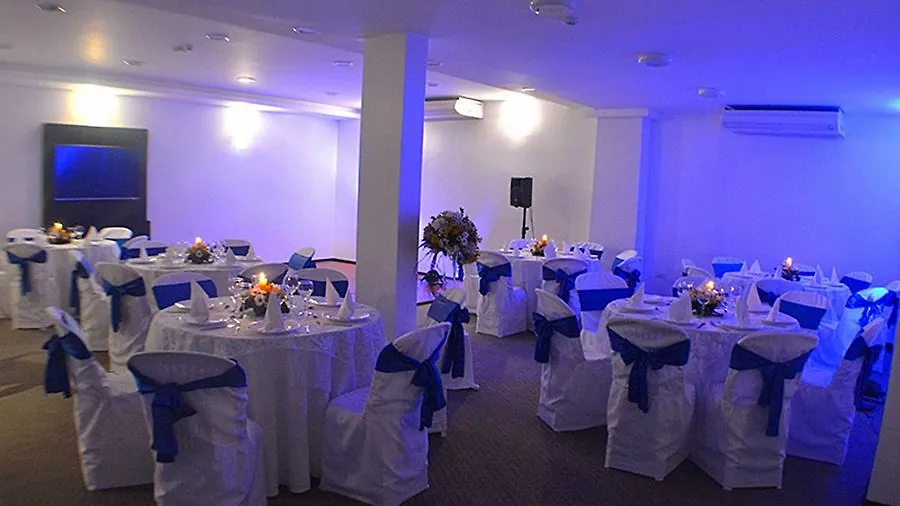 Hotel Castell - Cerca Del Aeropuerto Guayaquil Ecuador