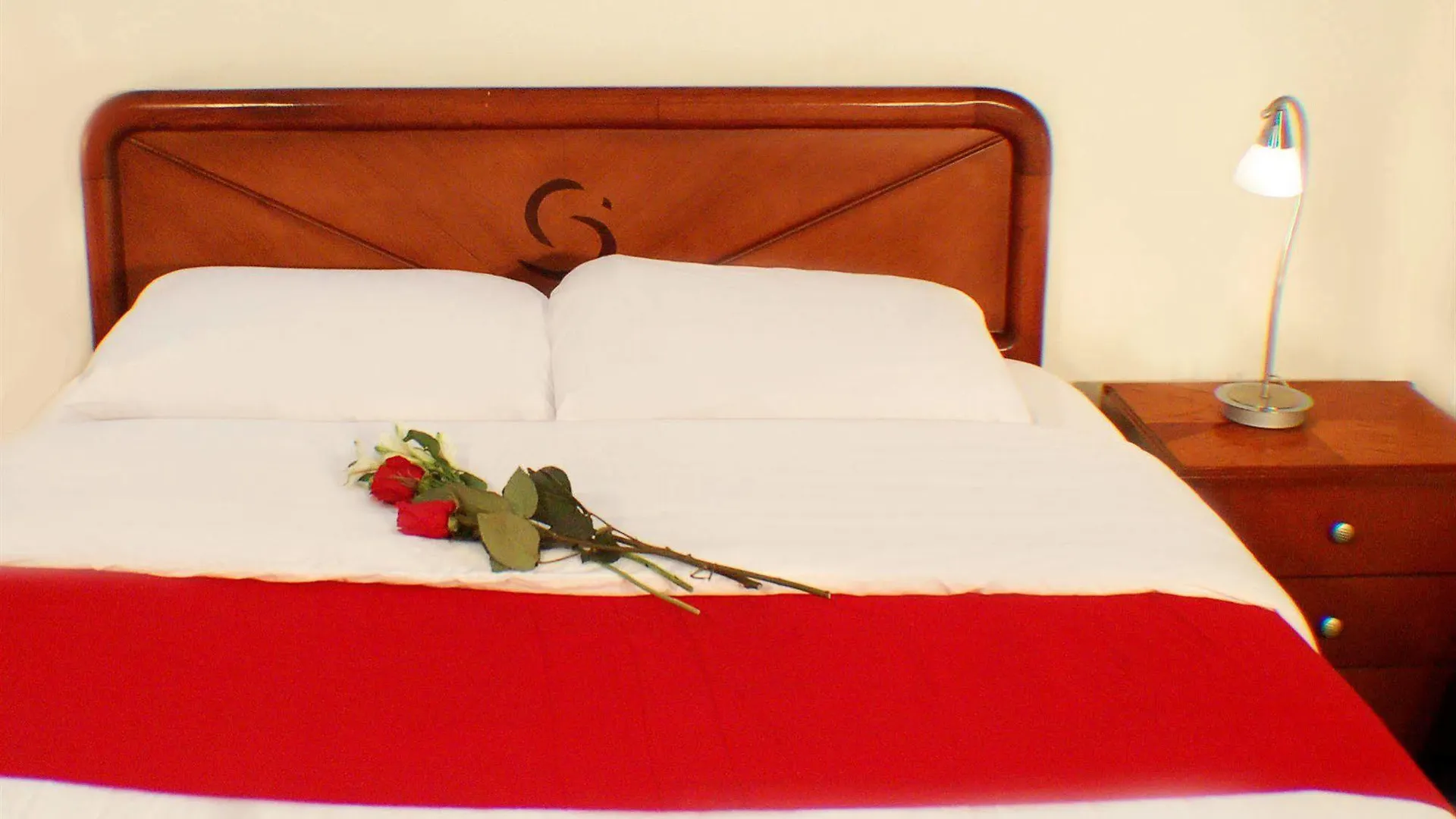 Hotel Castell Guayaquil 3*,  Ecuador