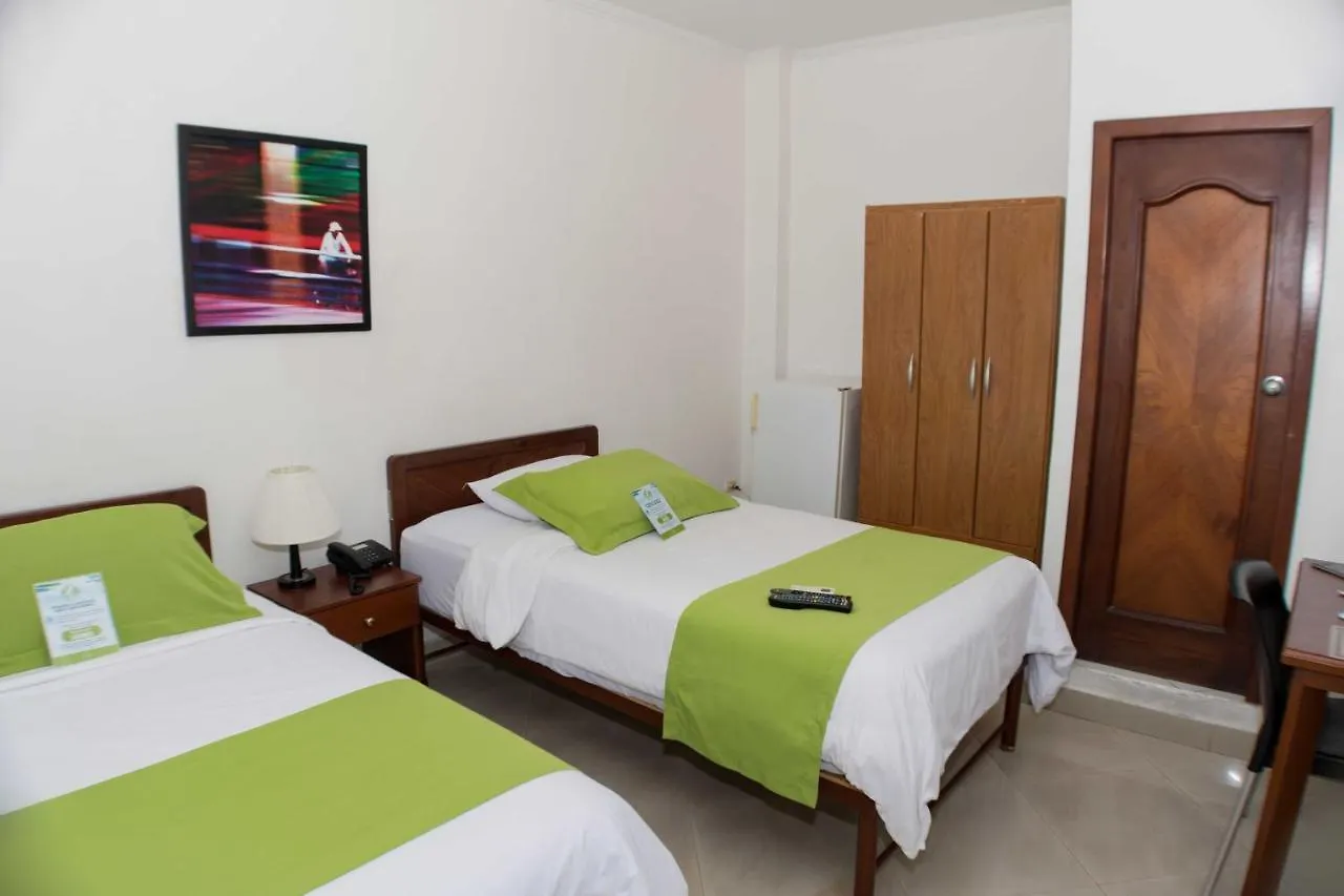 Hotel Castell Guayaquil 3*,